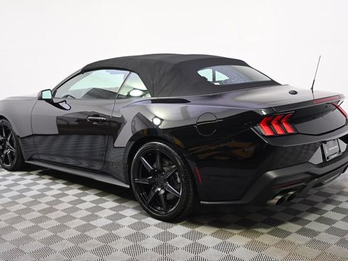Used 2024 Ford Mustang GT Premium RWD image 3