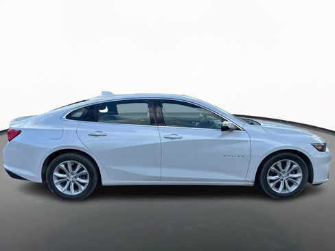 Used 2016 Chevrolet Malibu LT w/ True North Edition image 2