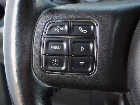 Used 2011 Jeep Wrangler Unlimited Sport image 17