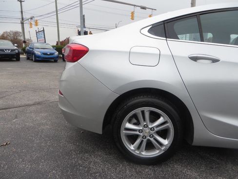 Used 2016 Chevrolet Cruze LT image 22