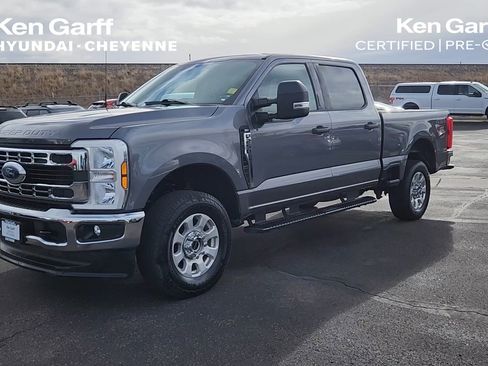 Used 2024 Ford F250 XLT image 1