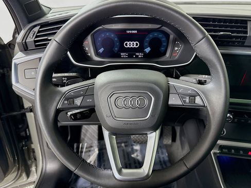 Certified 2025 Audi Q3 2.0T Premium Plus w/ Premium Plus Package image 14