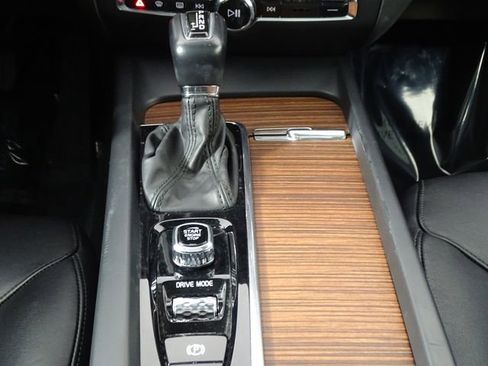 Used 2019 Volvo S60 T5 Momentum w/ Multimedia Package image 40