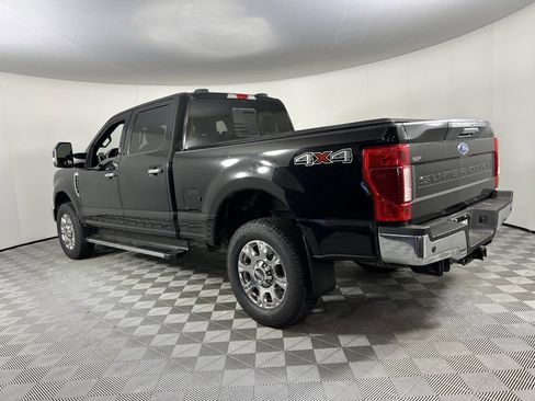 Used 2022 Ford F250 Lariat w/ Chrome Package image 5
