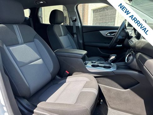 Used 2024 Chevrolet Blazer LT w/ Midnight/Sport Edition AWD/4WD image 9