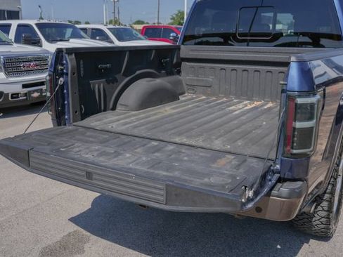 Used 2016 Ford F150 Lariat w/ Equipment Group 501A Mid AWD/4WD image 11