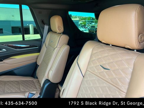 Used 2022 Cadillac Escalade Sport w/ Touring Package AWD/4WD image 20