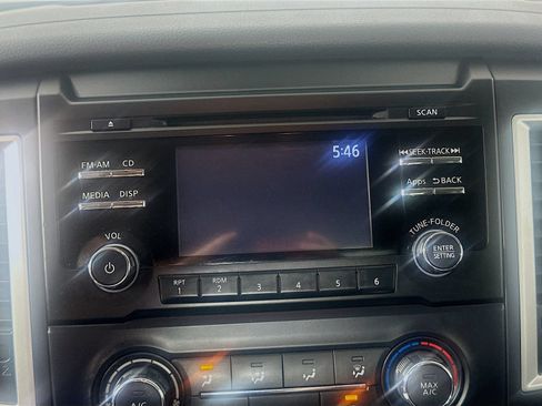 Used 2017 Nissan Titan S AWD/4WD image 13