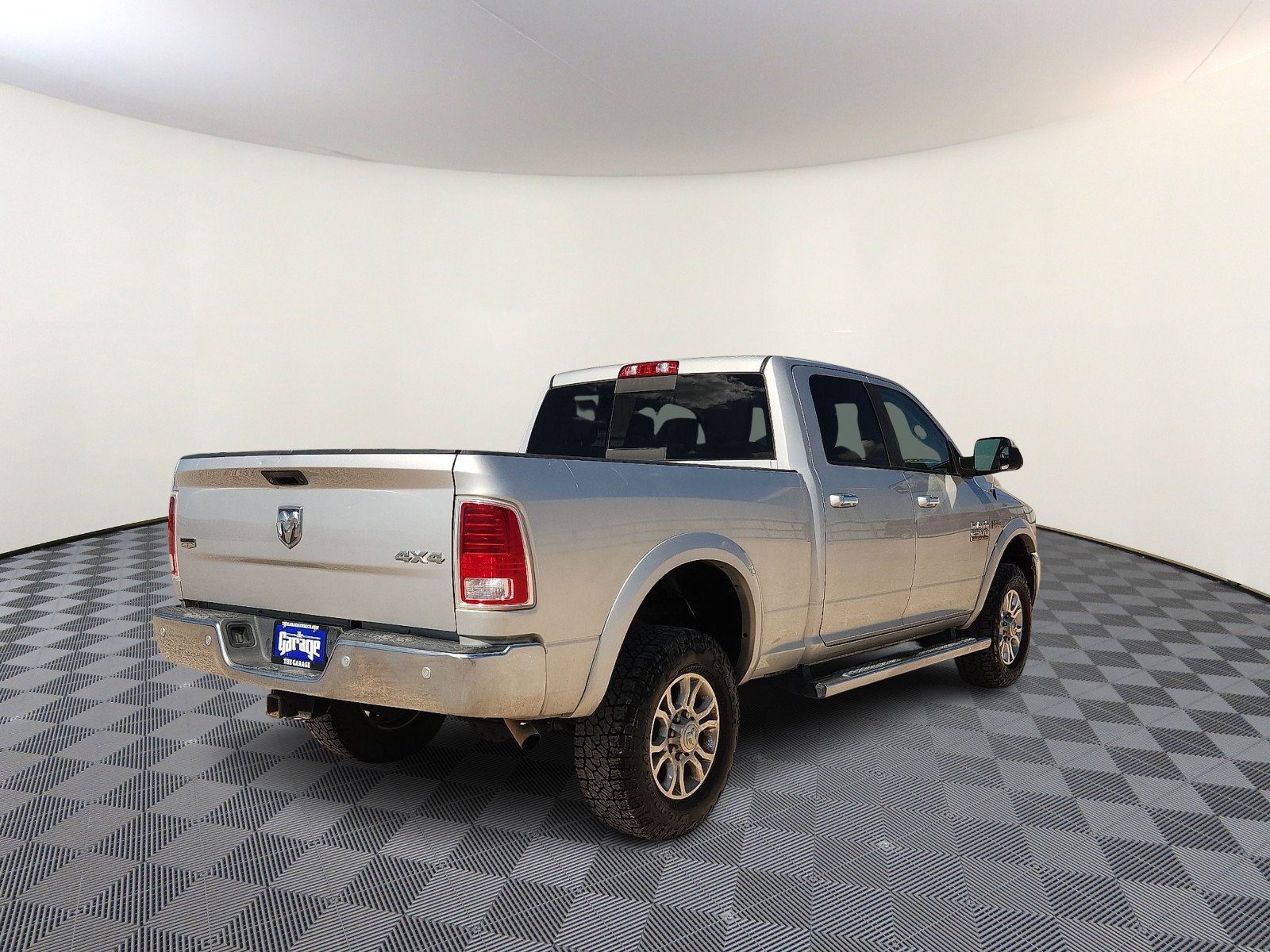 Used 2016 RAM 2500 Laramie AWD/4WD image 4