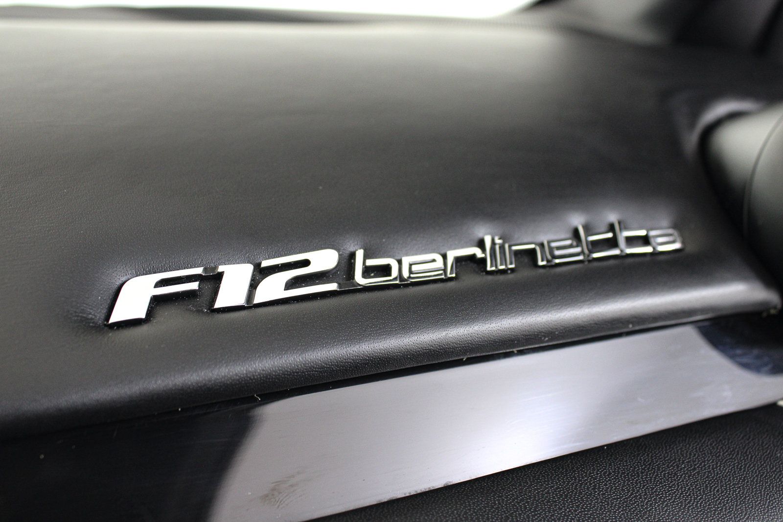 Used 2015 Ferrari F12 Berlinetta RWD image 42