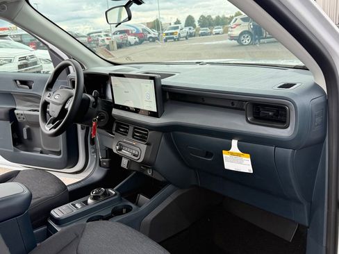 New 2025 Ford Maverick XL image 13