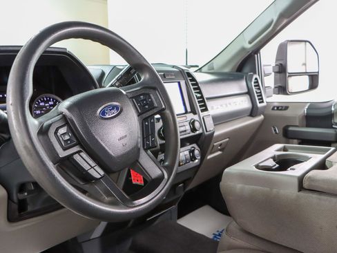 Used 2022 Ford F250 XLT image 24