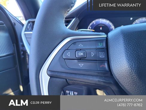 New 2025 Jeep Grand Cherokee L Altitude AWD/4WD image 25