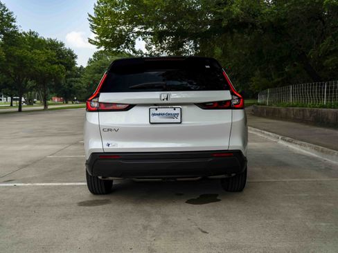 Certified 2026 Honda CR-V LX image 8