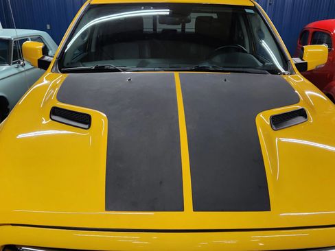 Used 2016 RAM 1500 Sport w/ Stinger Yellow Sport Package image 53