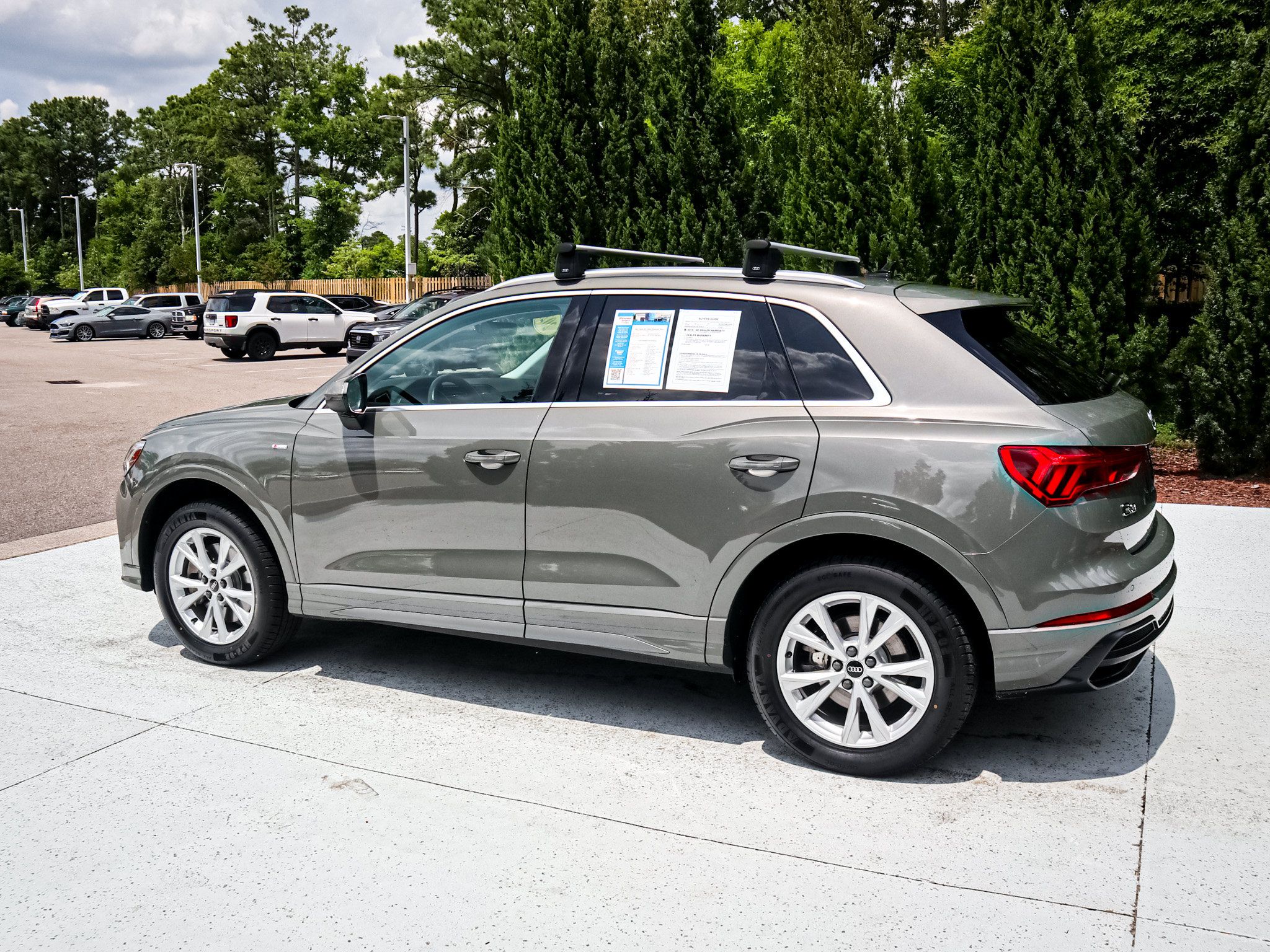 Used 2021 Audi Q3 2.0T Premium Plus w/ Premium Plus Package AWD/4WD image 7