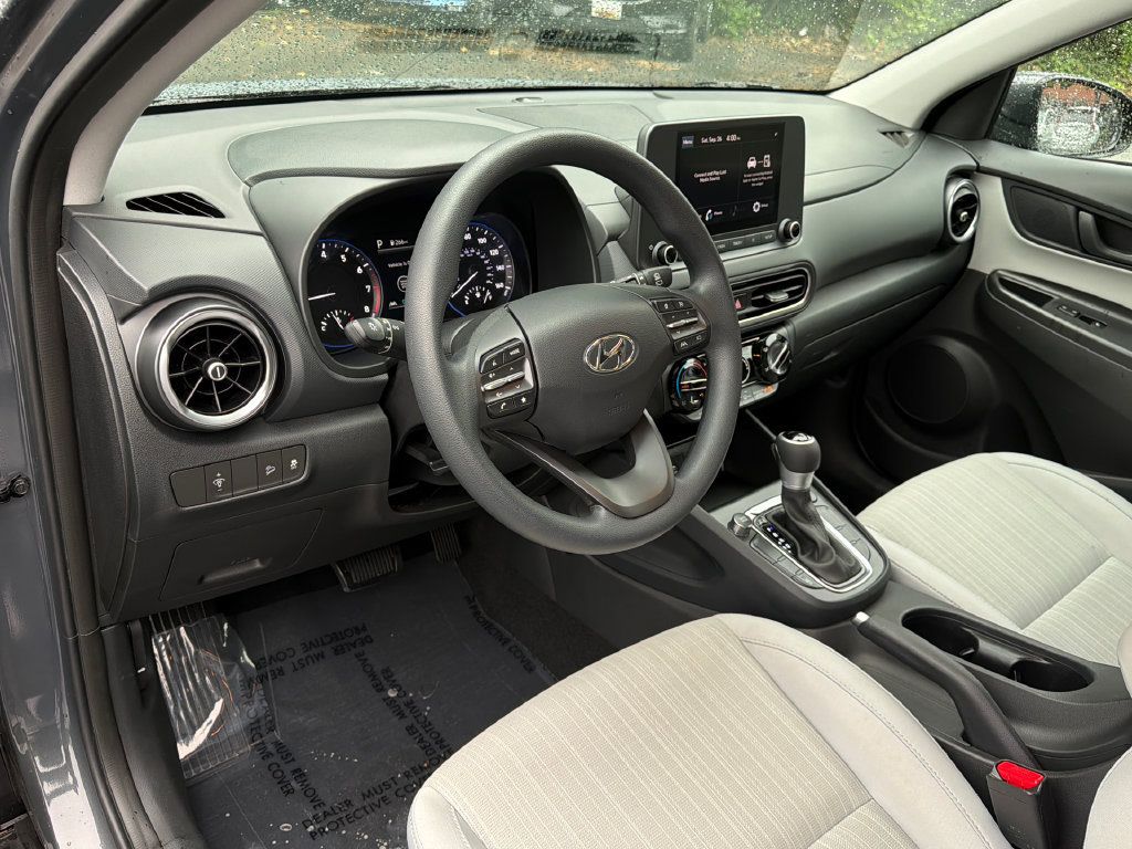 Used 2023 Hyundai Kona SEL w/ Cargo Package FWD image 15