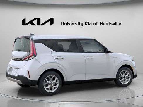 New 2025 Kia Soul LX image 8