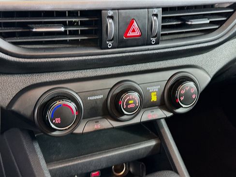 Used 2023 Kia Forte LX image 23