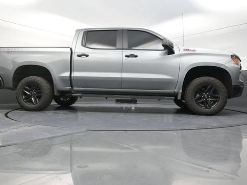 Used 2025 Chevrolet Silverado 1500 Custom Trail Boss AWD/4WD image 38