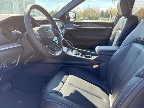 New 2026 Jeep Grand Cherokee L Limited image 7