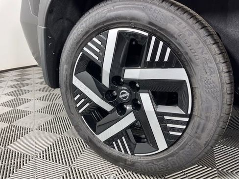 New 2026 Nissan Kicks SV image 15