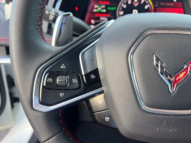 Used 2024 Chevrolet Corvette Z06 RWD image 16