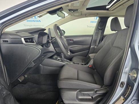 Used 2024 Toyota Corolla LE FWD image 7