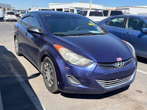 Used 2012 Hyundai Elantra GLS image 2