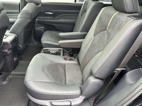 New 2026 Toyota Grand Highlander MAX Platinum image 11