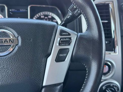 Used 2019 Nissan Titan PRO-4X w/ Pro-4x Convenience Package AWD/4WD image 15