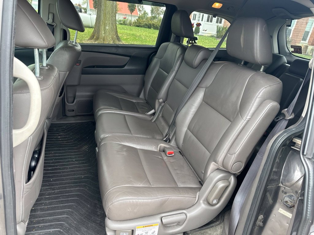 Used 2015 Honda Odyssey Touring image 16