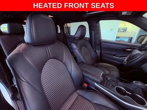Used 2022 Toyota Highlander XSE image 15