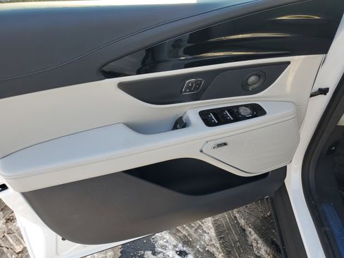 New 2026 Lincoln Nautilus Reserve w/ Jet Appearance Package image 8