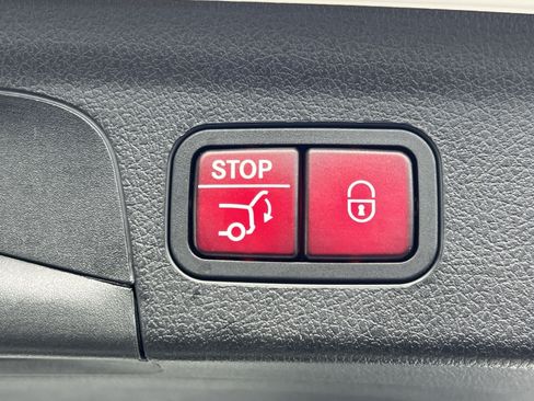 Certified 2022 Mercedes-Benz GLE 350 4MATIC image 32