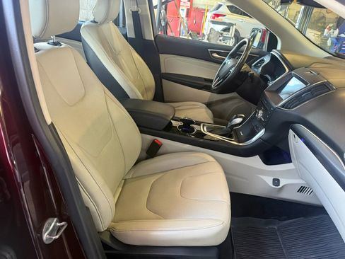 Used 2018 Ford Edge Titanium w/ Equipment Group 302A image 39