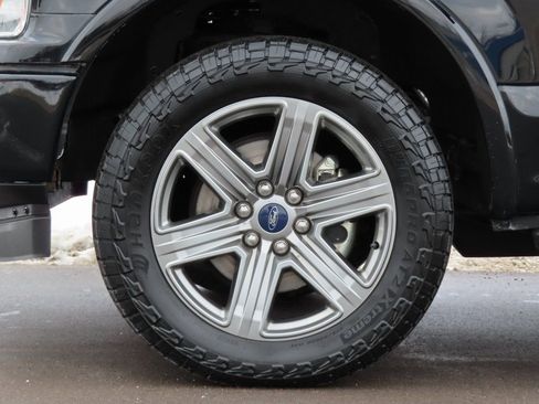 Used 2018 Ford F150 XLT w/ Equipment Group 302A Luxury image 12