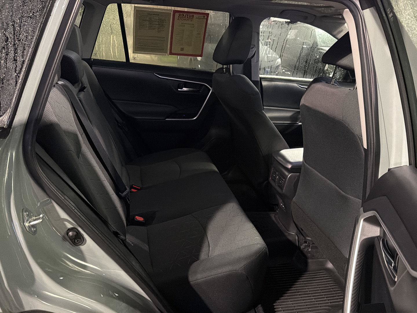 Certified 2022 Toyota RAV4 XLE w/ Convenience Package FWD image 12