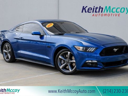 Used 2017 Ford Mustang GT RWD image 1