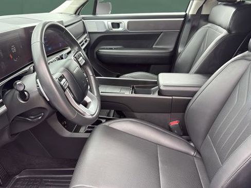 Used 2024 Hyundai Santa Fe SEL AWD/4WD image 17