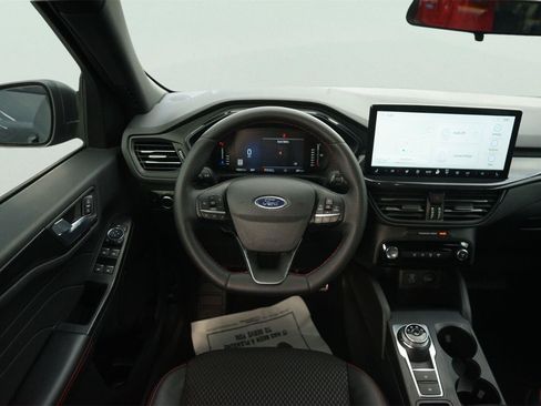 Certified 2023 Ford Escape ST-Line w/ Tech Pack #1 AWD/4WD image 21