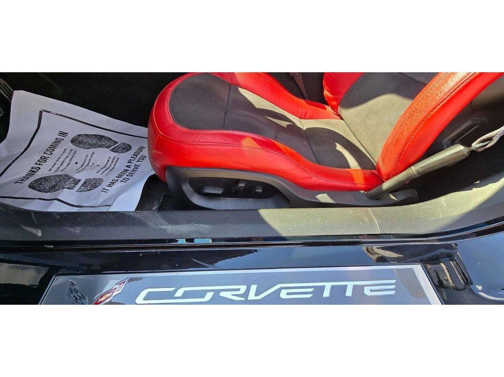 Used 2016 Chevrolet Corvette Z06 w/ Z07 Performance Package RWD image 23