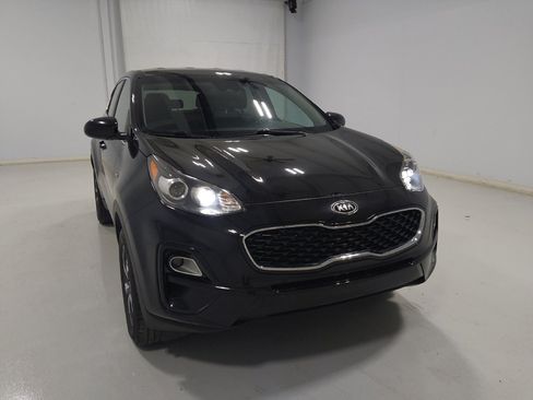 Used 2021 Kia Sportage LX AWD/4WD image 14