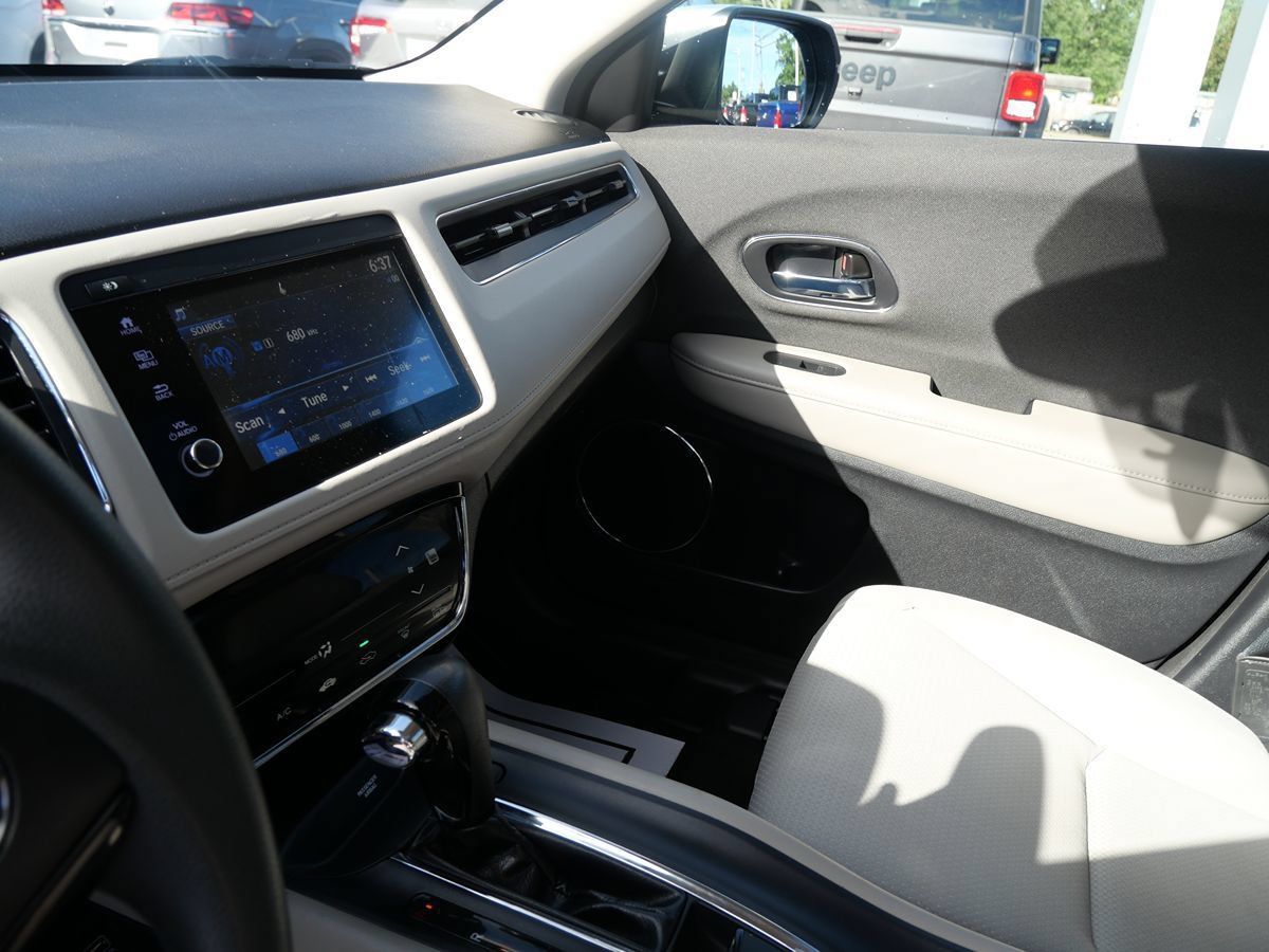 Used 2019 Honda HR-V EX image 13