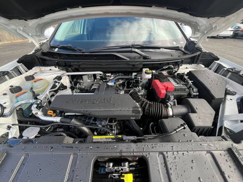 Used 2026 Nissan Rogue SL AWD/4WD image 34