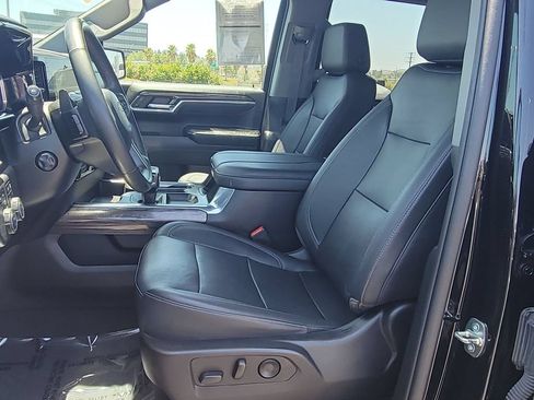 Used 2023 Chevrolet Silverado 1500 LTZ w/ Technology Package AWD/4WD image 18