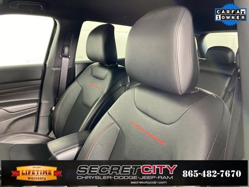 Used 2024 Jeep Compass Trailhawk w/ Trailhawk Convenience Group image 10