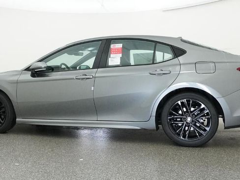 New 2026 Toyota Camry SE FWD image 20