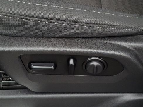 Used 2020 Chevrolet Silverado 1500 LT w/ Texas Edition image 30