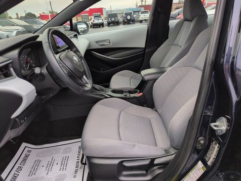Used 2023 Toyota Corolla SE FWD image 9